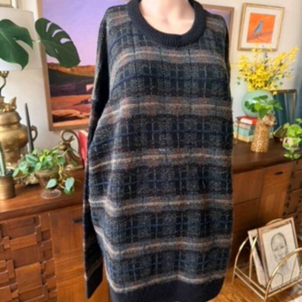 Vintage Geoffrey Beene Classics Striped Sweater